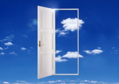 空の扉